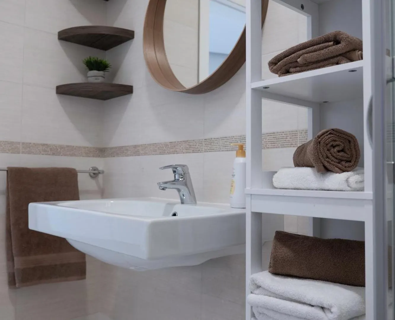Golden Harbour - 2 Bedrooms, 2 Bathrooms Gzira Apartment