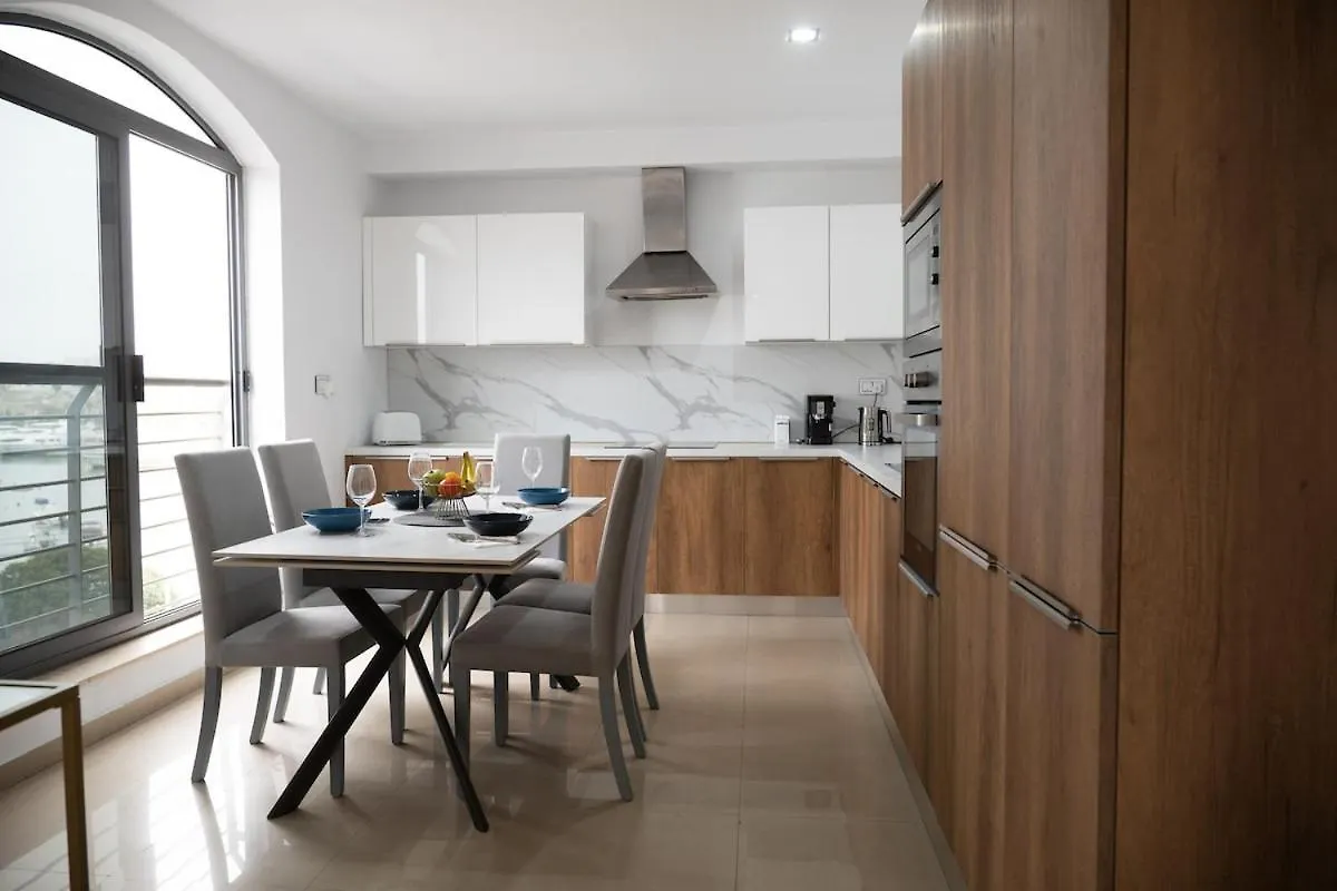 Golden Harbour - 2 Bedrooms, 2 Bathrooms Gzira